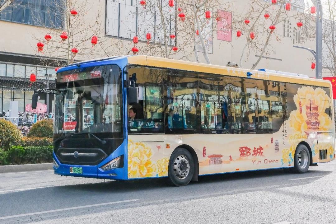 一路“繁花”相送！首批30辆“牡丹+”文旅公交亮相菏泽牡丹节会