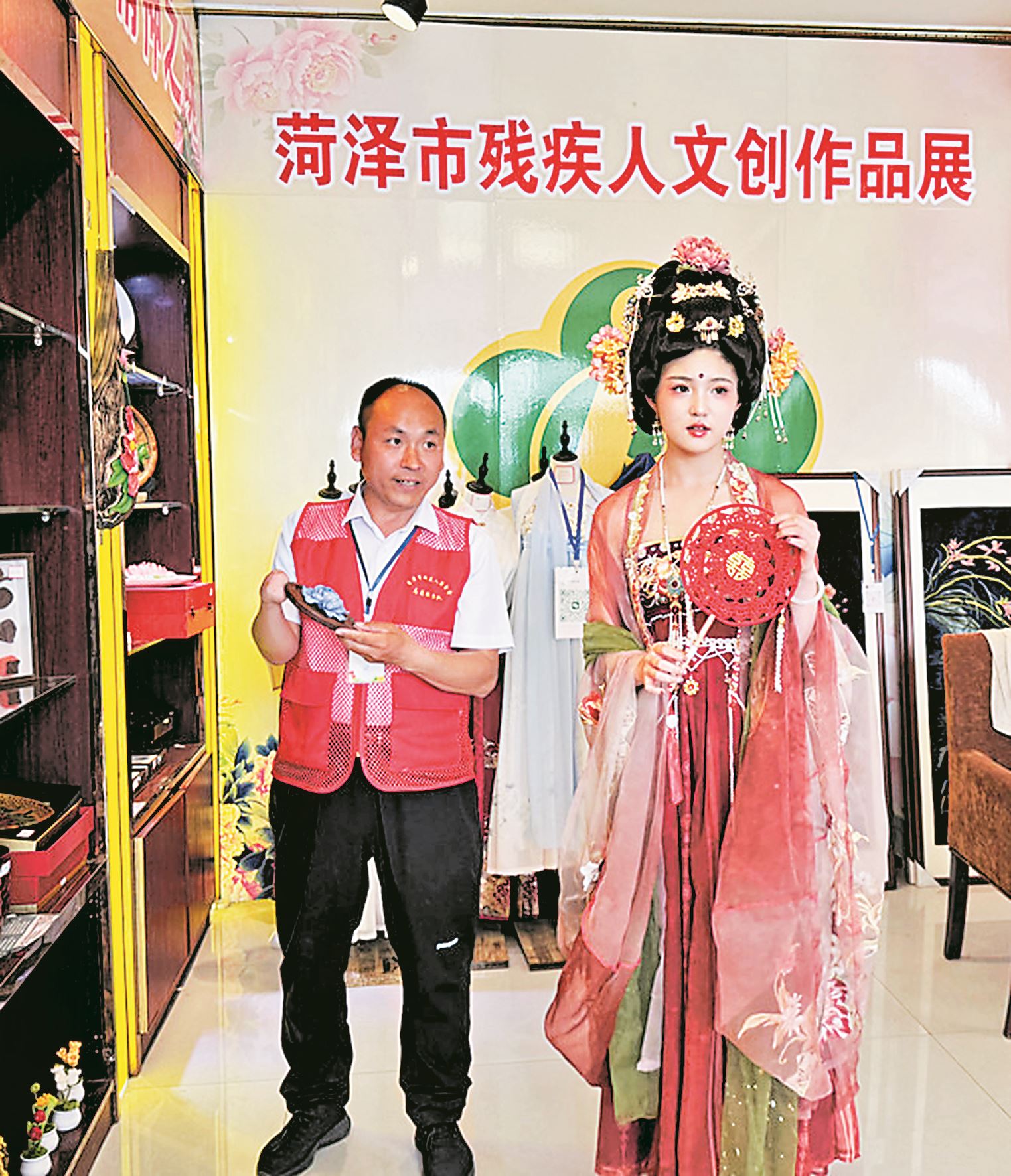 文创作品展受青睐