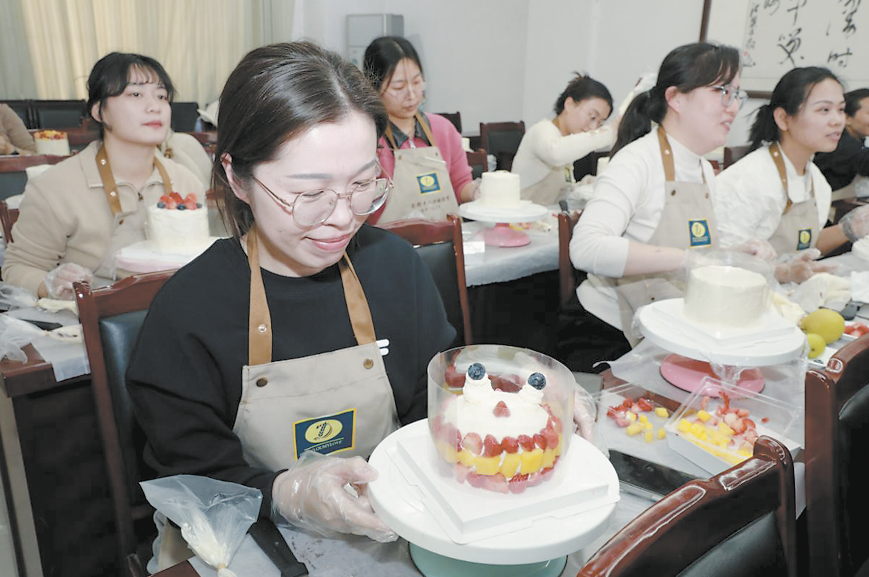 菏泽医专开展庆祝“三八”妇女节系列活动
