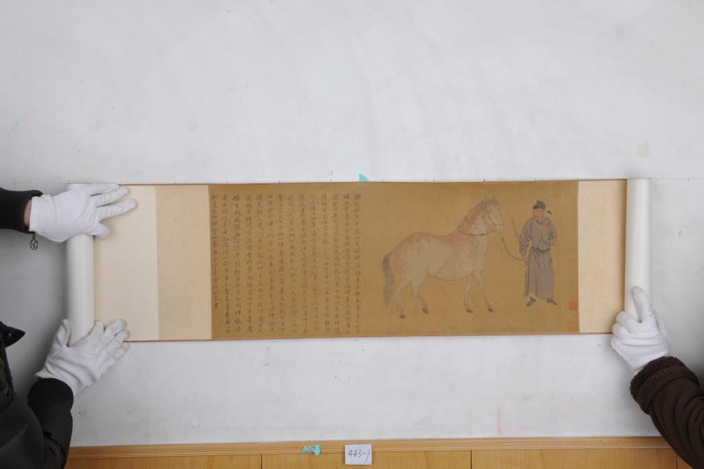 马年话马丨博物馆里寻觅，骏影奔腾千年_新闻频道