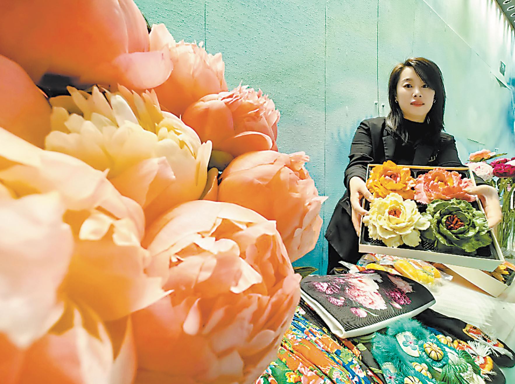 菏威牵手 共赏芳华