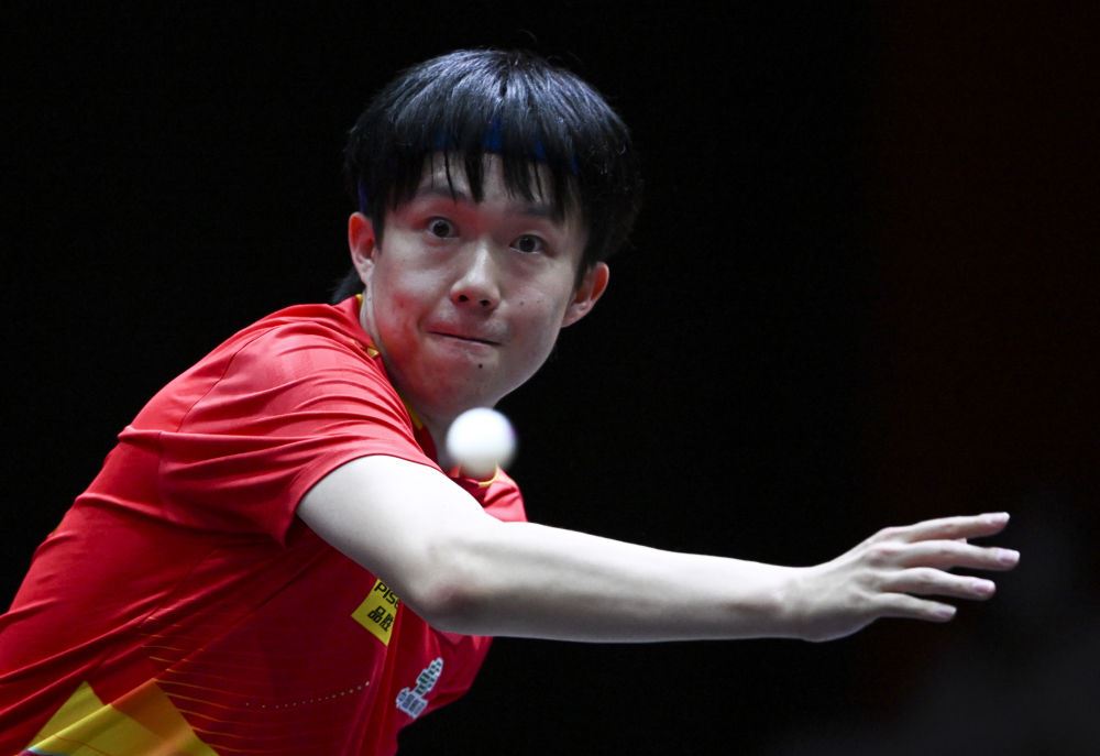 世乒赛综合：王楚钦挺进16强 混双决出八强