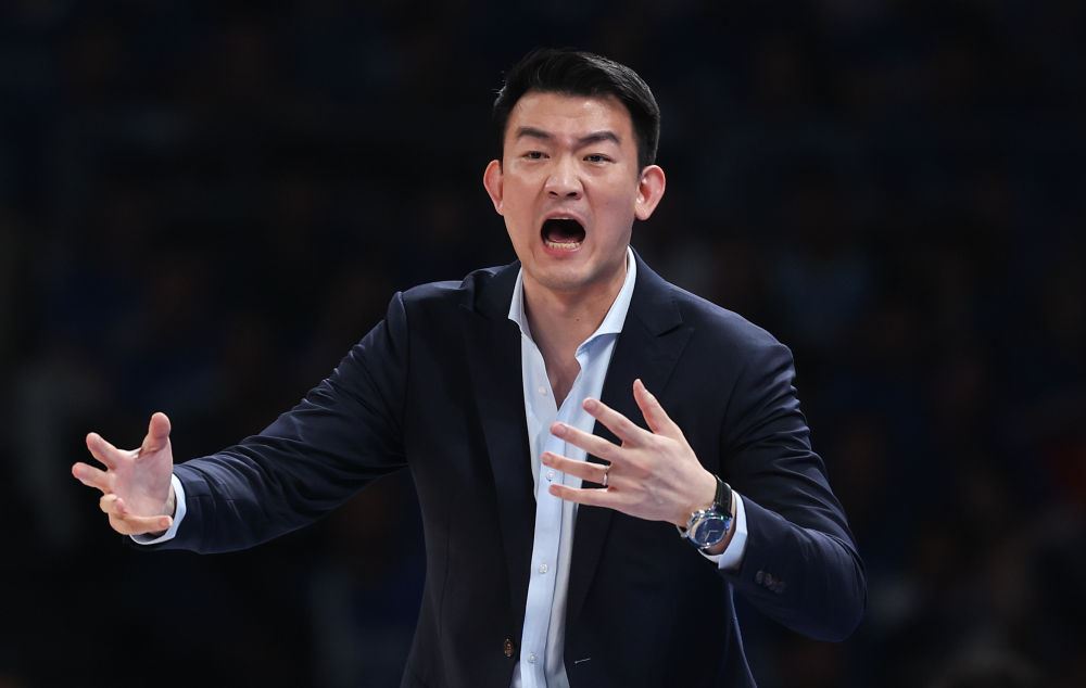 广厦主教练王博：队伍一度走到悬崖边上